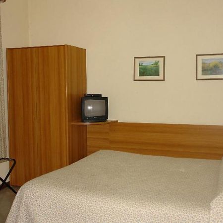 Hotel La Pergoletta Orvieto Room photo